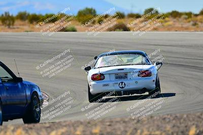 media/Oct-18-2025-Extreme Speed (Sat) [[d6d7e1fef1]]/Group 5/Session 3 (Turn 1)/